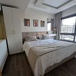 Charming Brand New Apartment 519