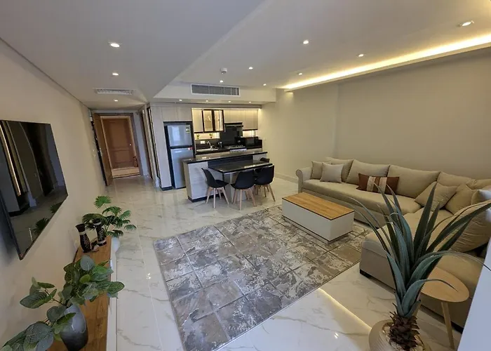 Charming Brand New Apartment 519